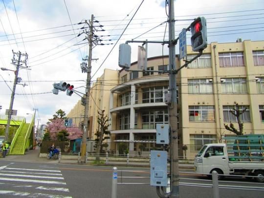 【周辺】　大阪市立新北野中学校:920m