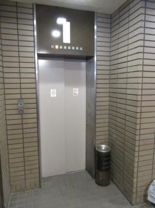 【建物外観】　エレベーターあり