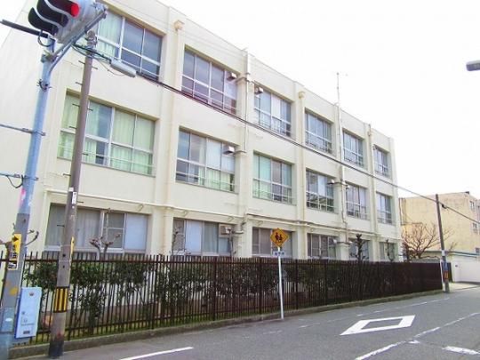 【周辺】　大阪市立淀中学校：471m