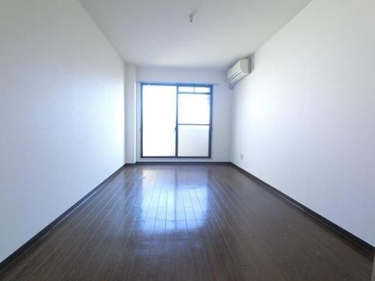 �y���̑��z�@���r���O