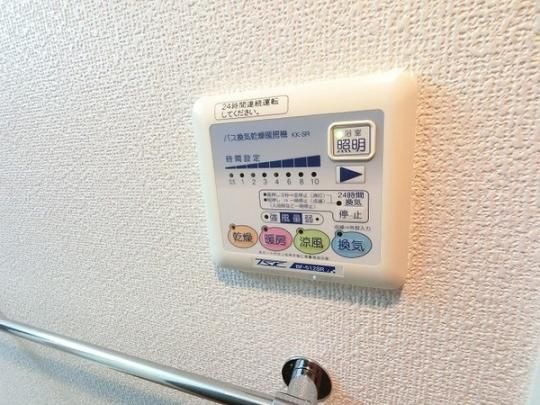 y̑z@ݔ