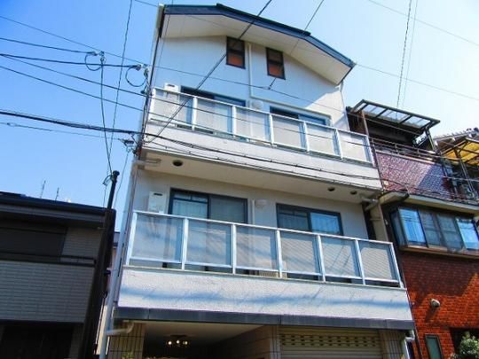 �A�E���Y�˖{ �O�ώʐ^