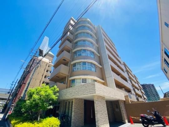 COCO MARINI �O�ώʐ^