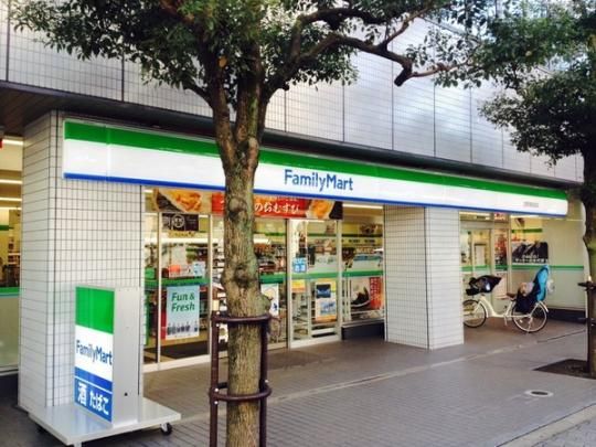 【周辺】　ファミリーマート北野高校前店：160m
