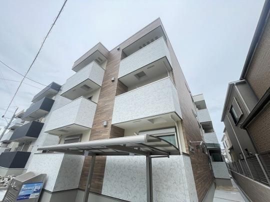 �t�W�p���X�o����WEST�X�Ԋ� �O�ώʐ^